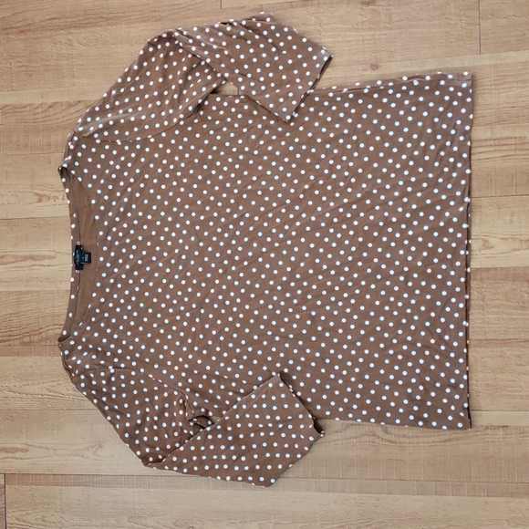 SOLD NWOT Ann Taylor Polka Dot Top - Picture 1 of 4